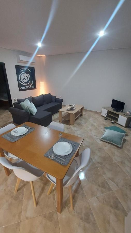 Vanas Apartment Artémida Eksteriør bilde